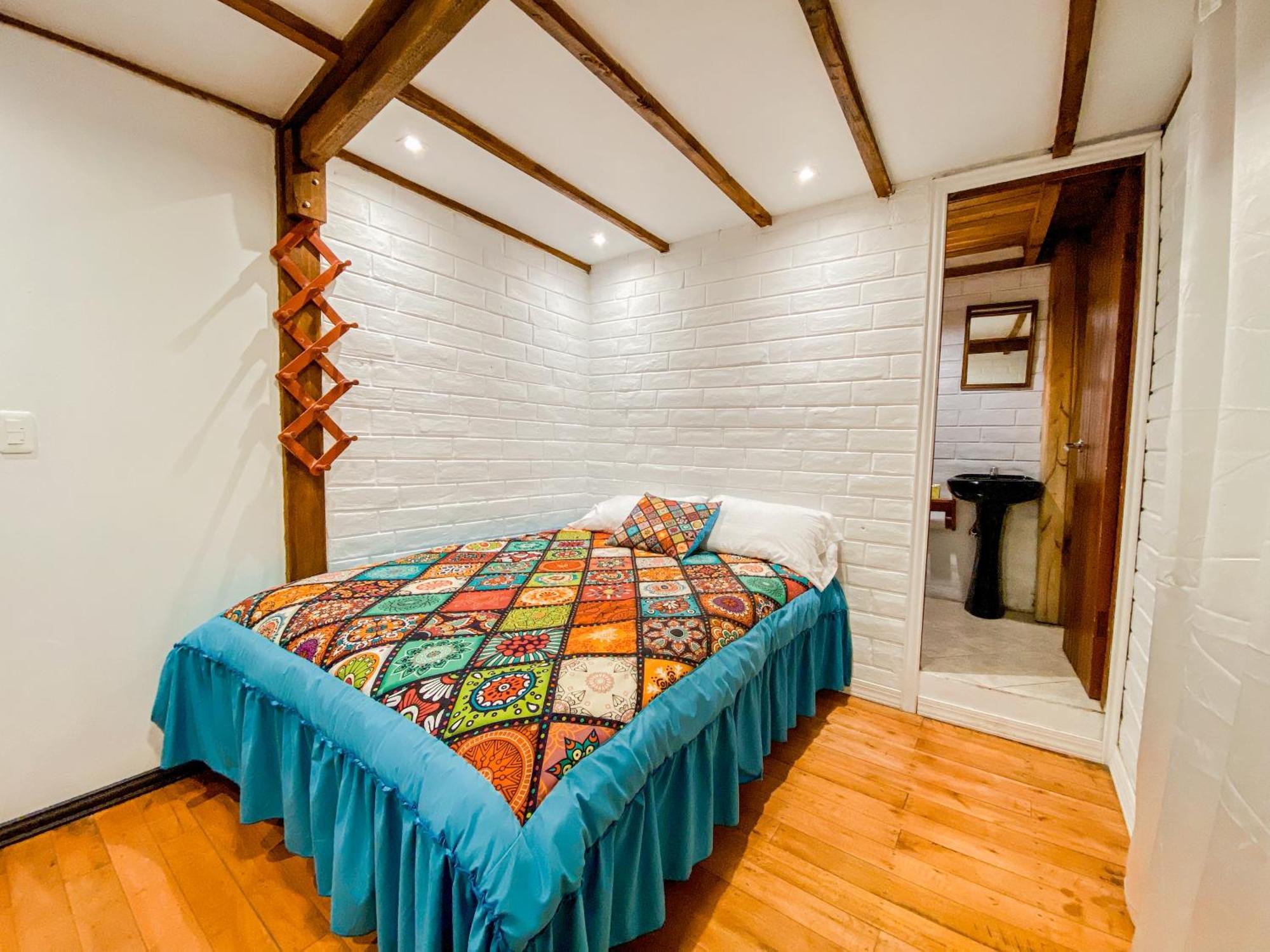 Chuza Longa Home Guamote Exterior photo